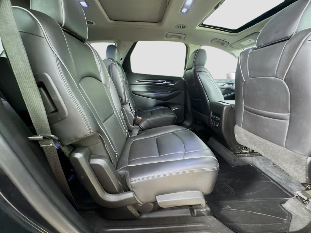 Used 2021 Buick Enclave Avenir w/ Avenir Technology Package AWD/4WD image 37