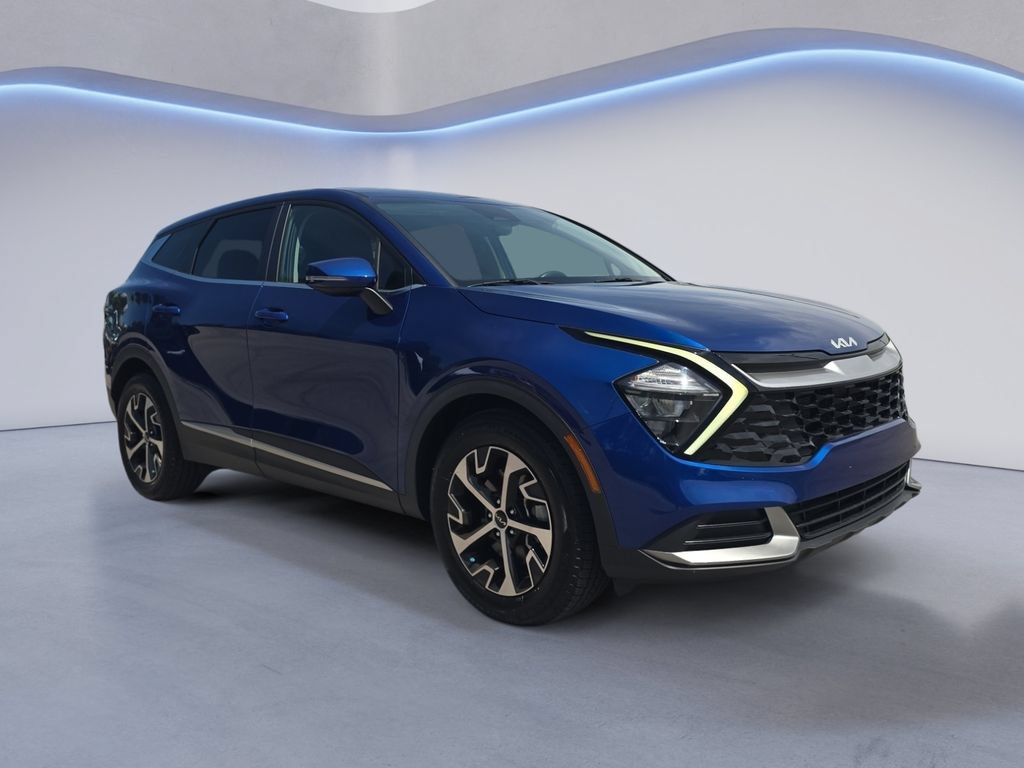 Used 2023 Kia Sportage EX FWD image 8