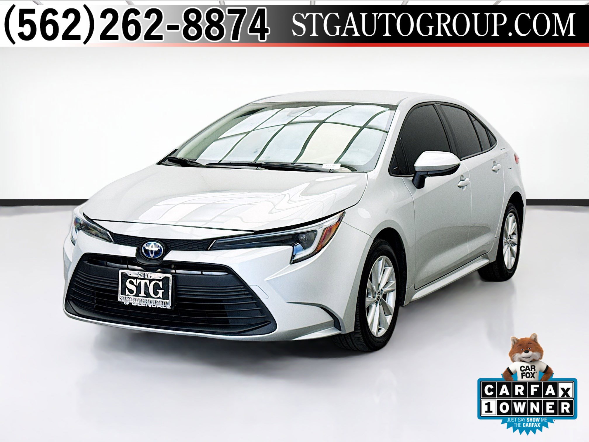Used 2024 Toyota Corolla LE w/ LE Convenience Package FWD image 1