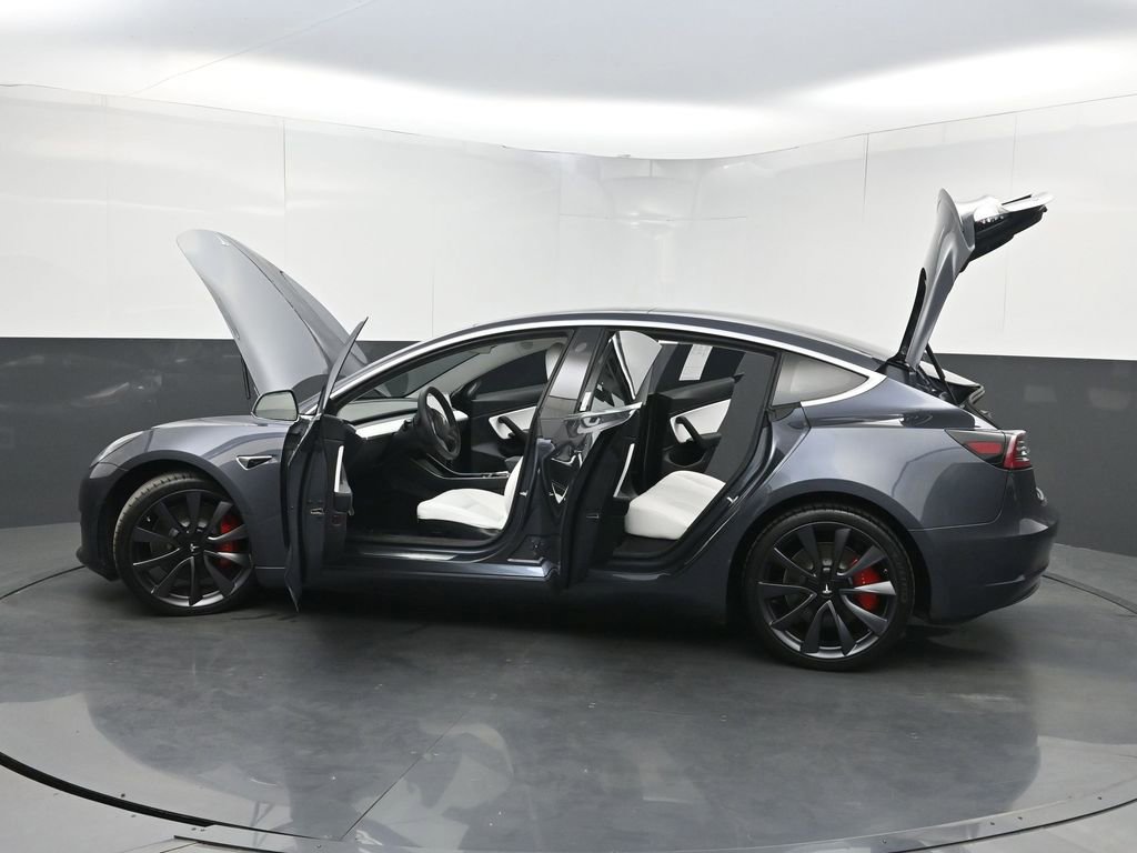 Used 2020 Tesla Model 3 Performance image 34