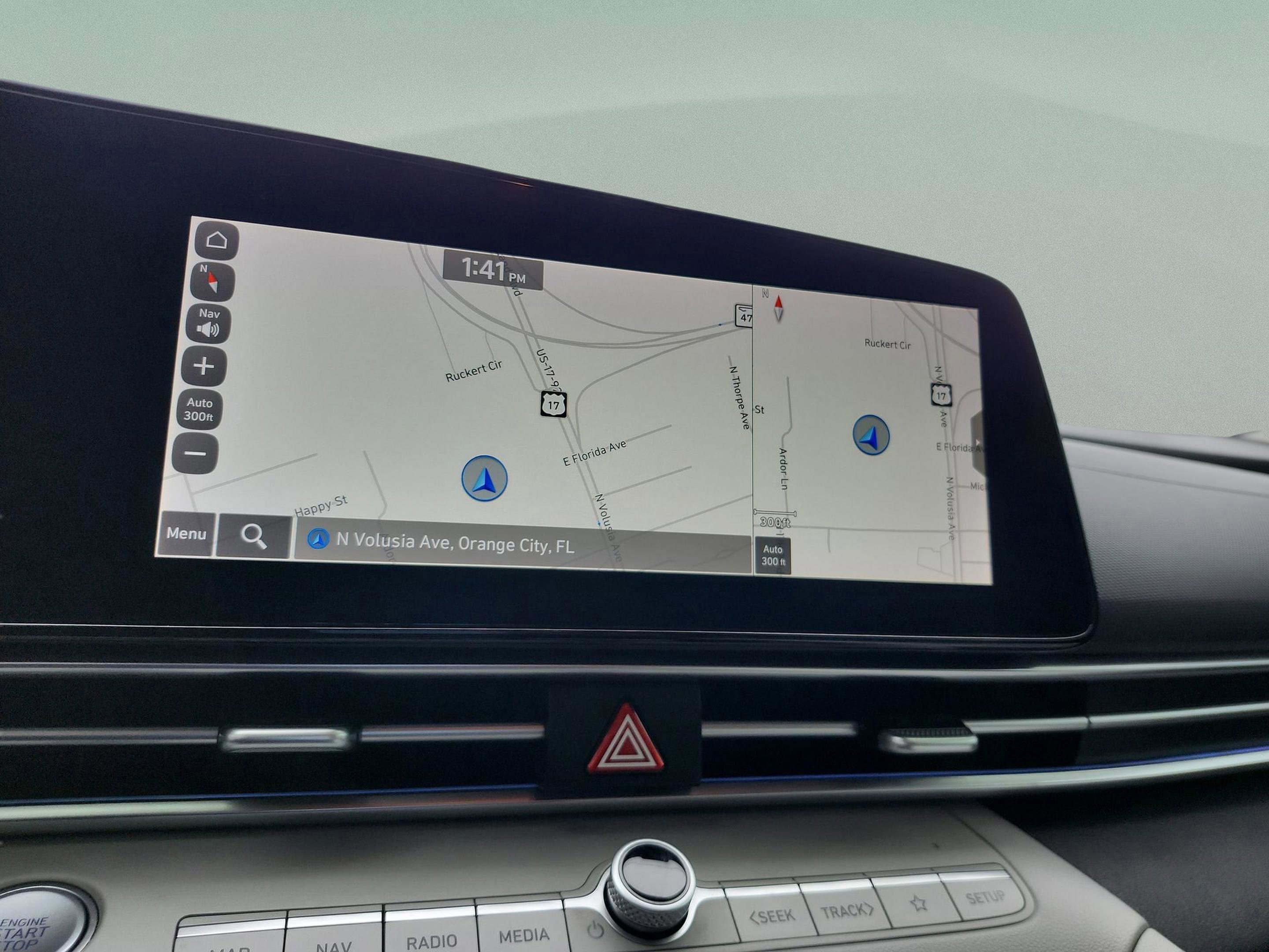 Used 2022 Hyundai Elantra Limited image 27