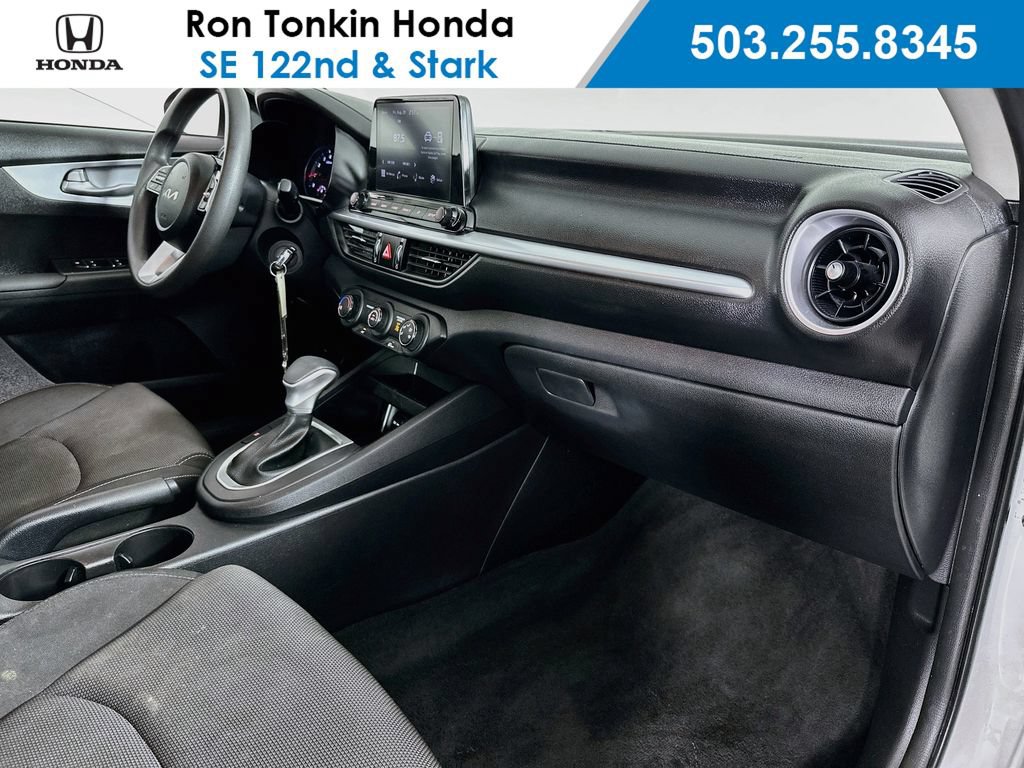 Used 2024 Kia Forte LXS FWD image 28