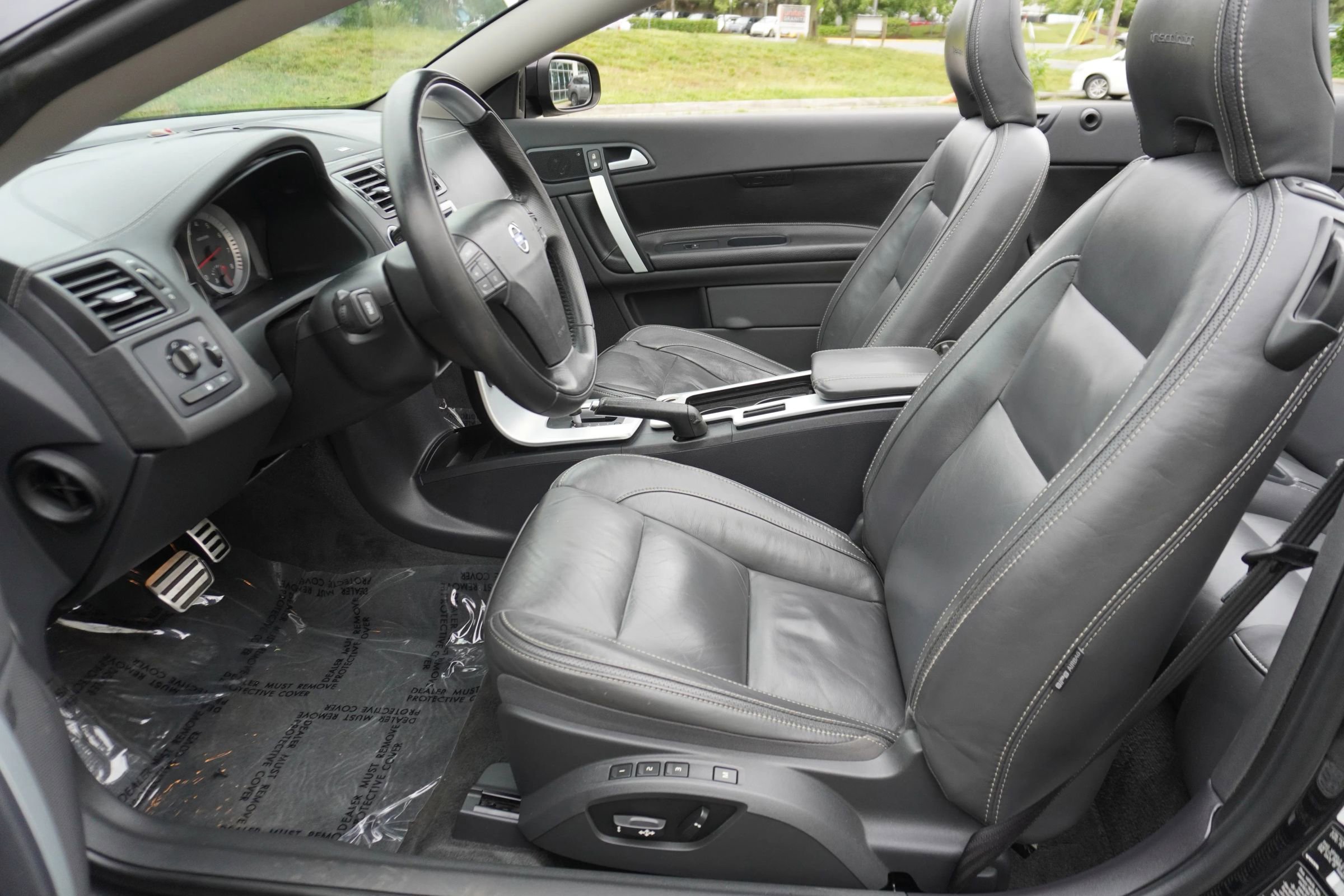 Used 2012 Volvo C70 T5 FWD image 12