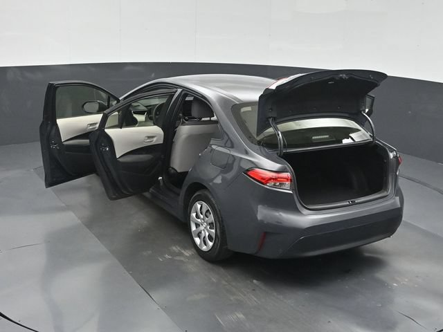 Used 2025 Toyota Corolla LE FWD image 59