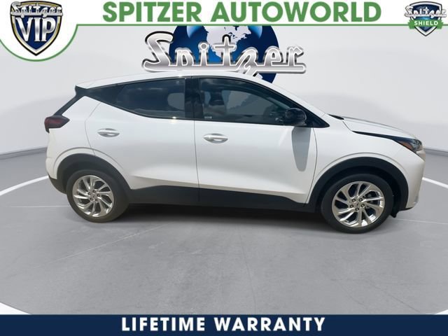 New 2027 Chevrolet Bolt LT FWD image 9