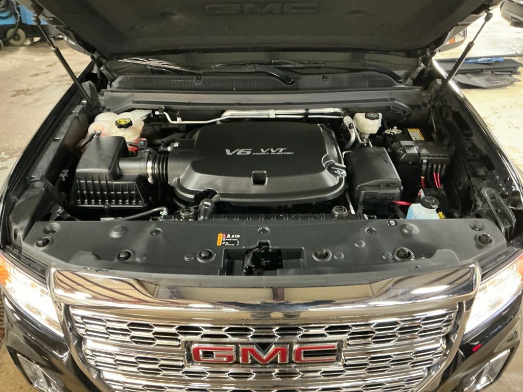 Certified 2022 GMC Canyon Denali image 10
