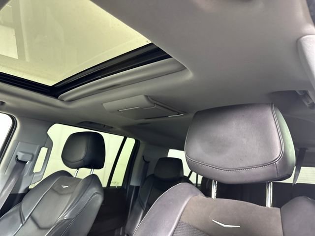 Used 2016 Cadillac Escalade ESV Premium image 12