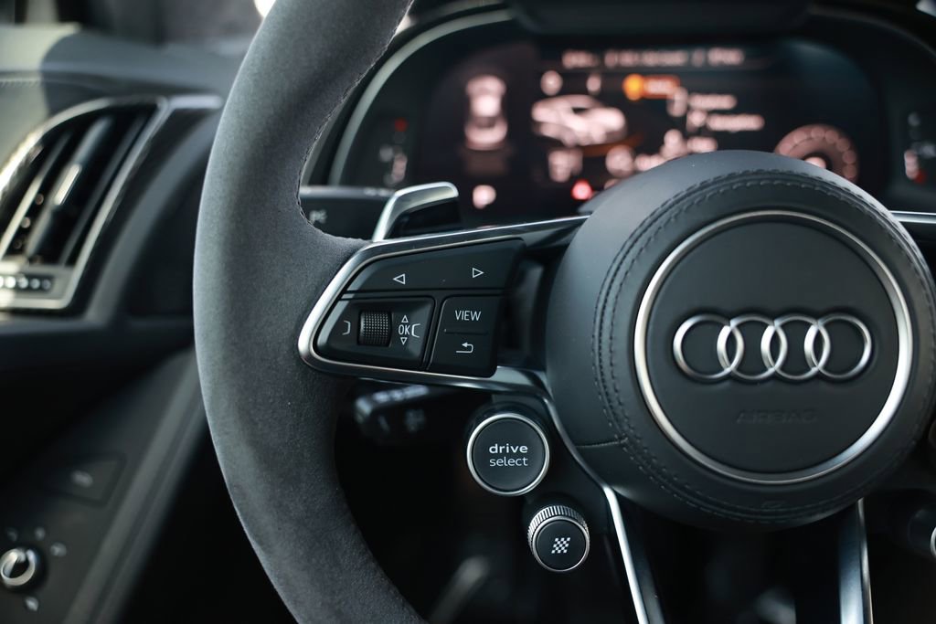 Used 2021 Audi R8 V10 performance w/ Full Leather Package image 33