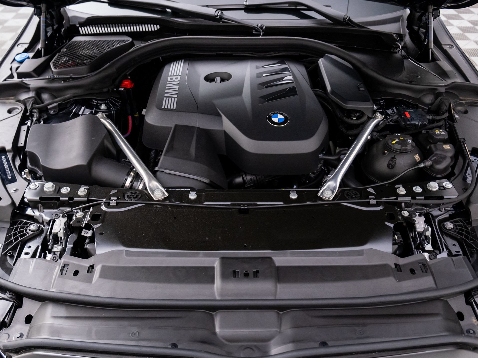 Certified 2026 BMW 530i xDrive w/ M Sport Package AWD/4WD image 31