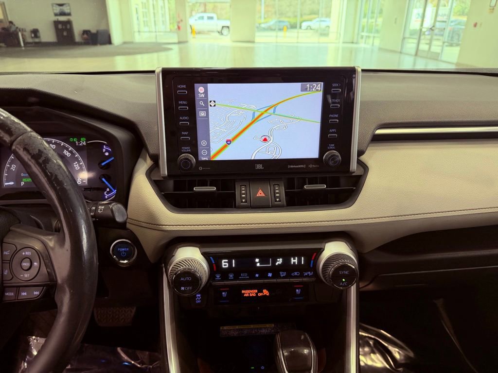 Used 2020 Toyota RAV4 Limited image 26