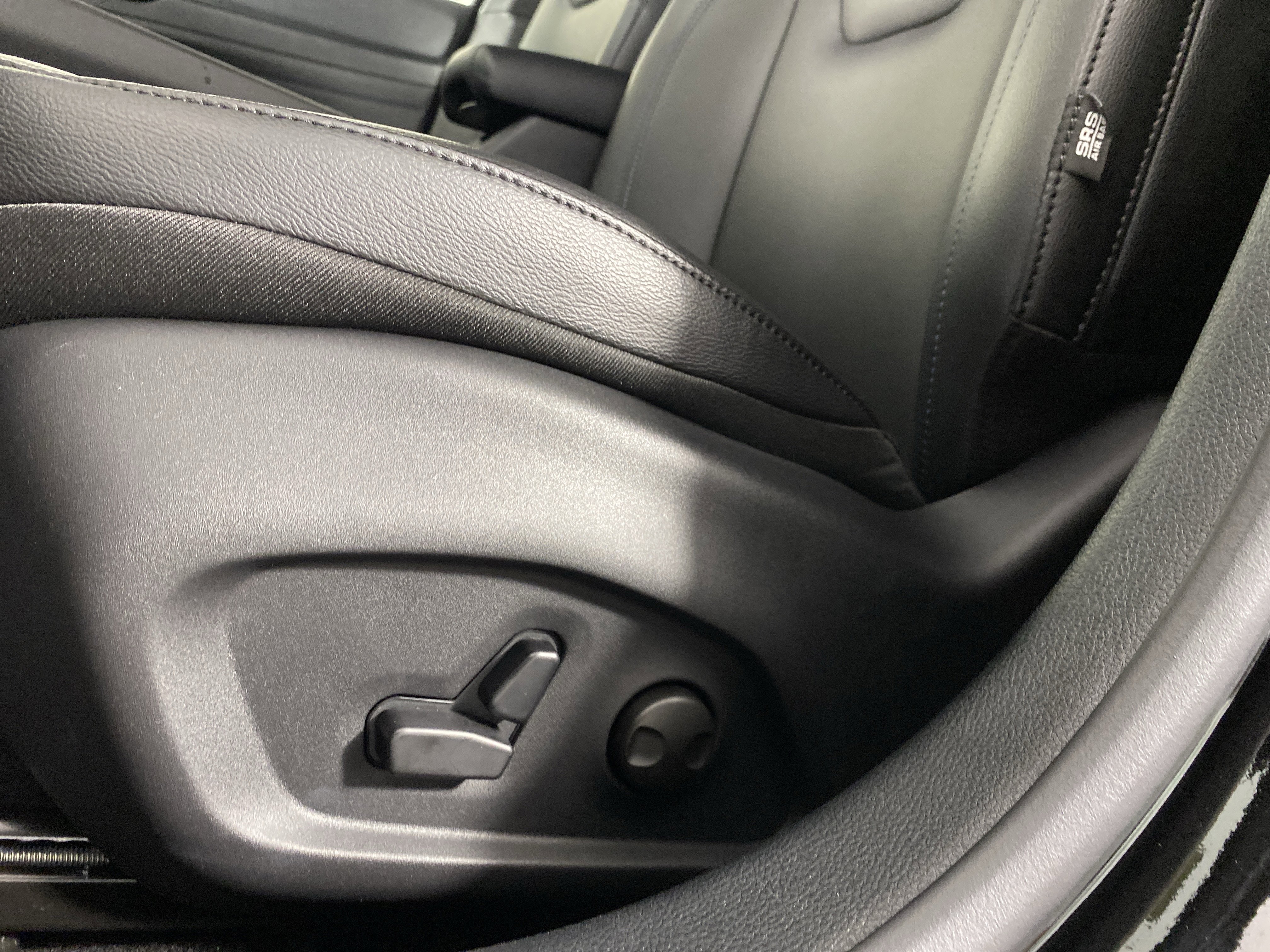 New 2026 Jeep Compass Limited image 15