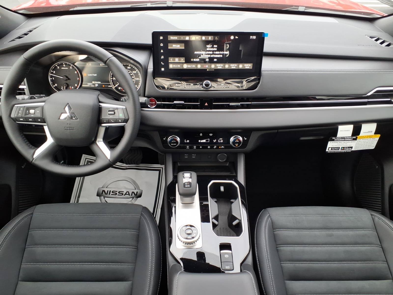 New 2026 Mitsubishi Outlander AWD image 13