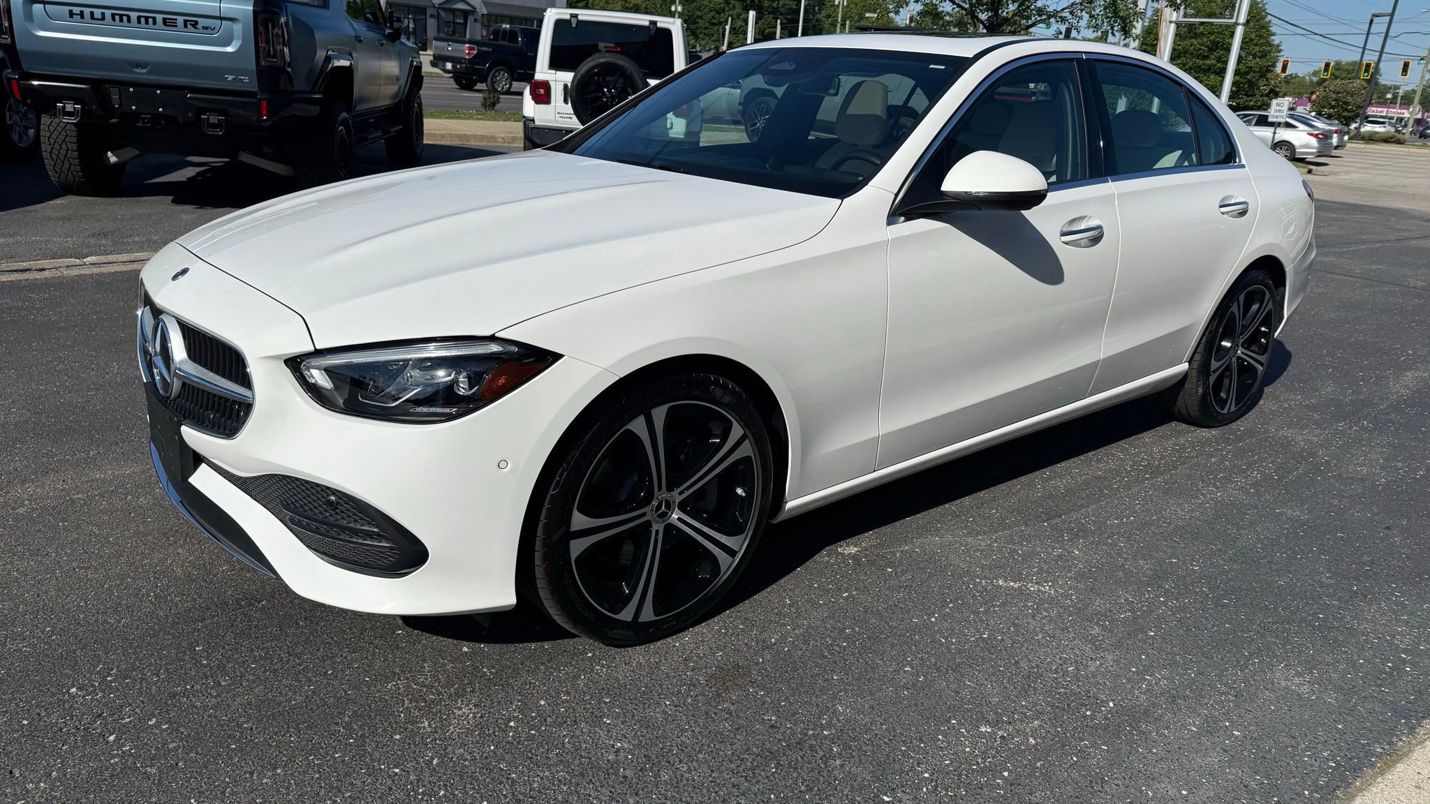 Used 2025 Mercedes-Benz C 300 Sedan image 10
