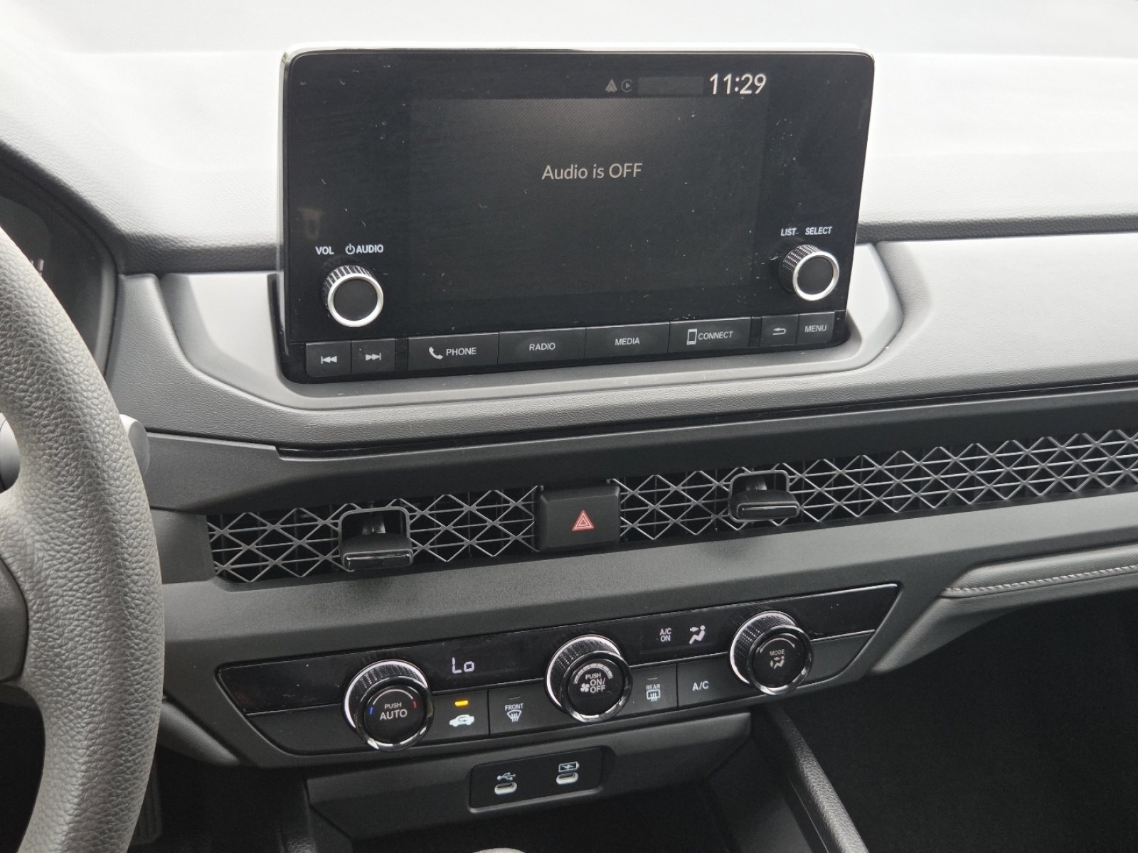 Certified 2025 Honda Accord LX image 29
