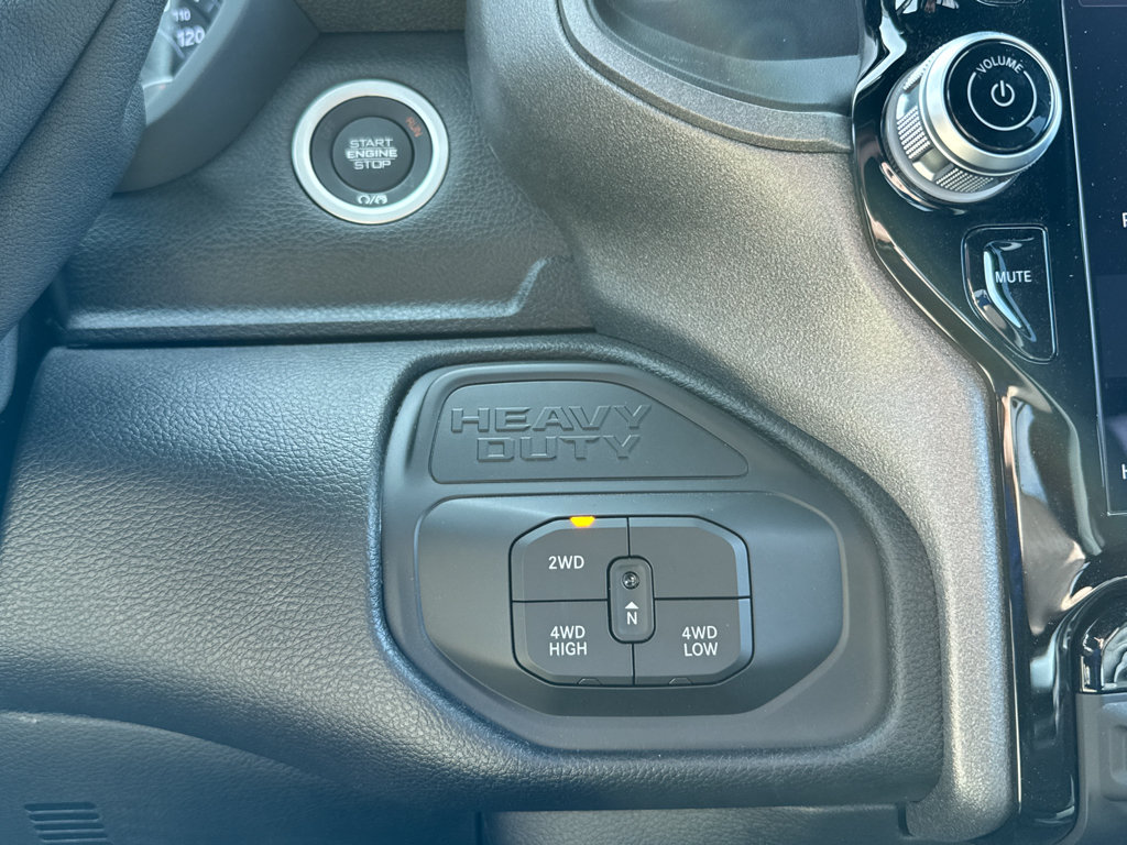 New 2026 RAM 2500 Tradesman AWD/4WD image 31