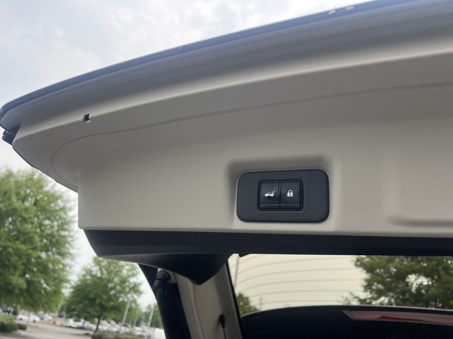 Certified 2024 Nissan Ariya FWD image 25