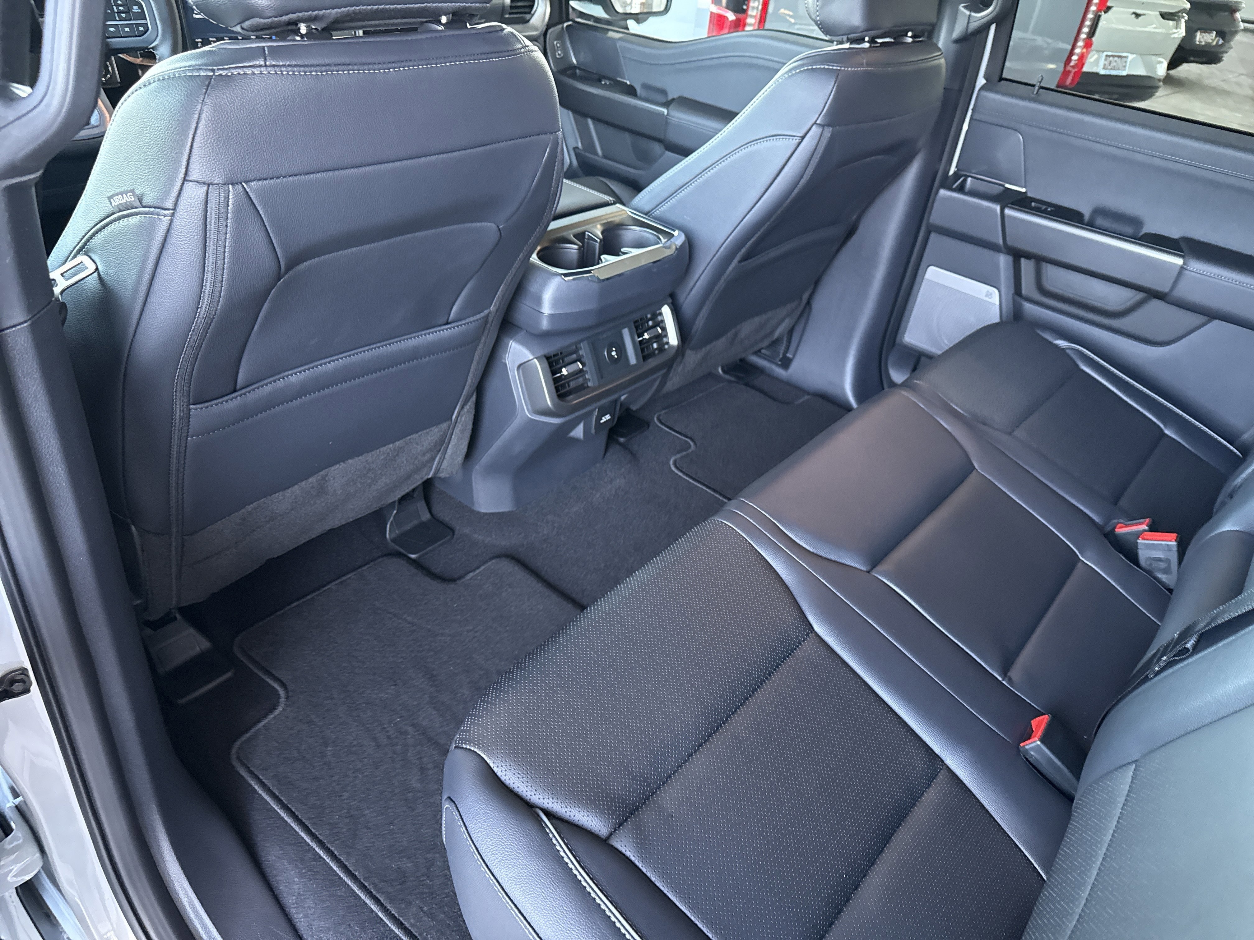 New 2025 Ford F150 Lariat image 13