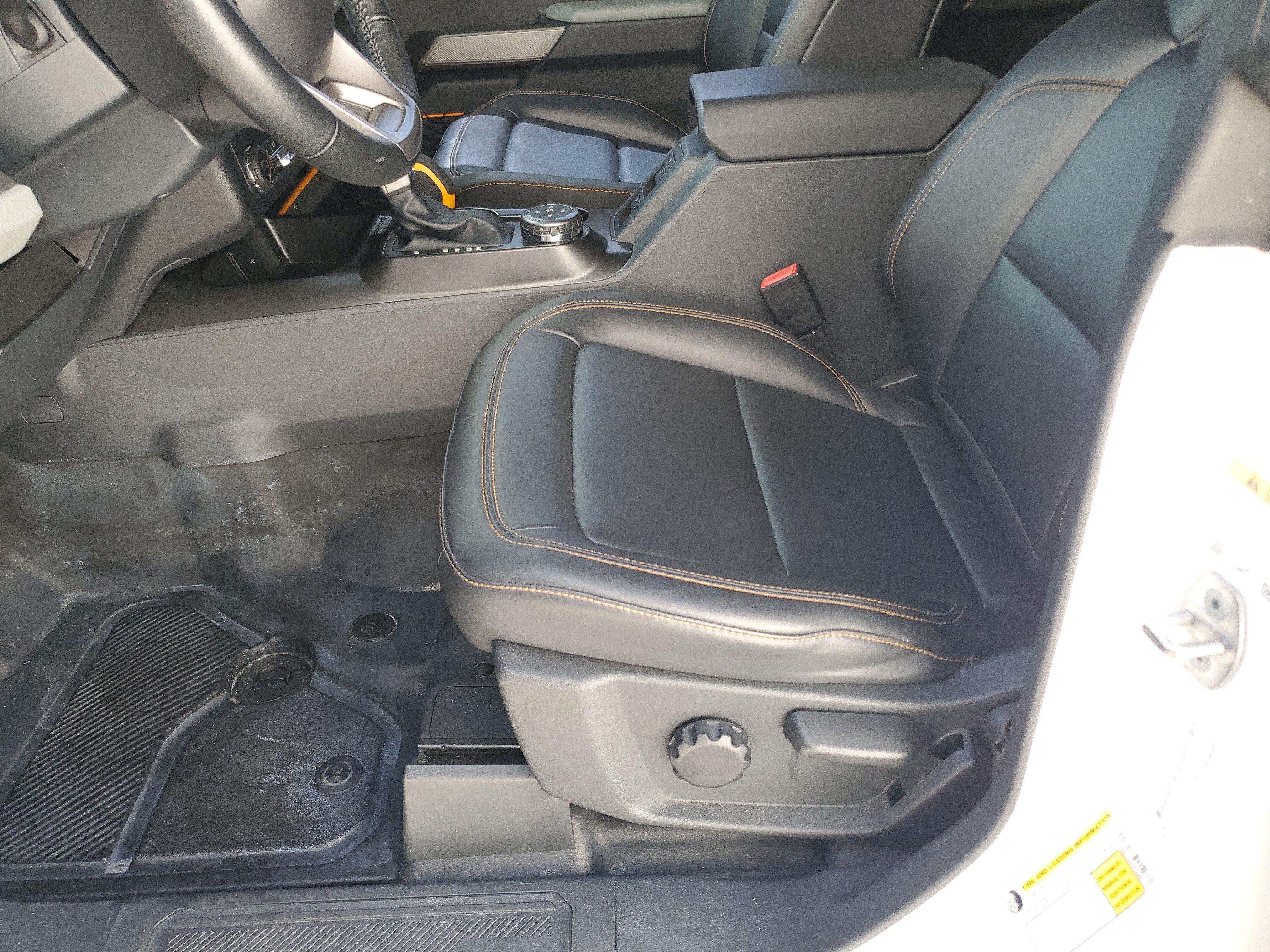Used 2023 Ford Bronco Badlands AWD/4WD image 19
