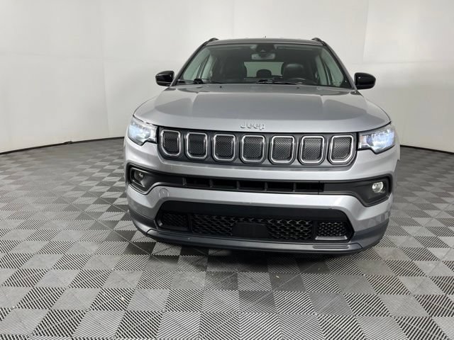 Used 2022 Jeep Compass Latitude AWD/4WD image 5