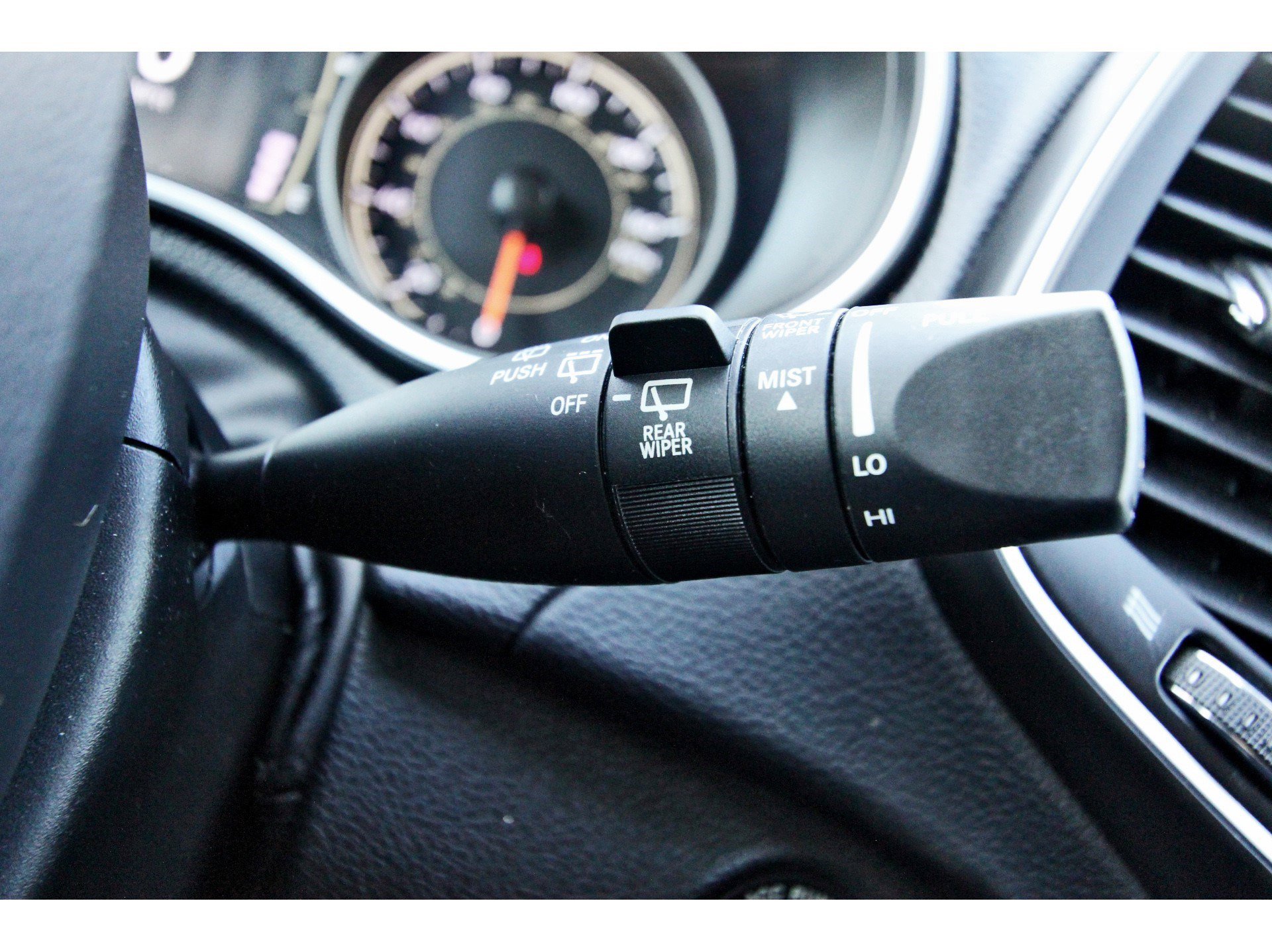 Used 2021 Jeep Cherokee Latitude FWD image 20