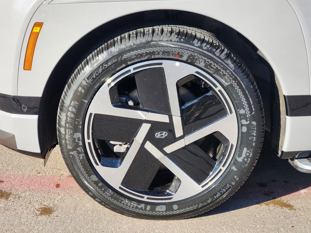 New 2026 Hyundai Ioniq 9 Calligraphy image 7