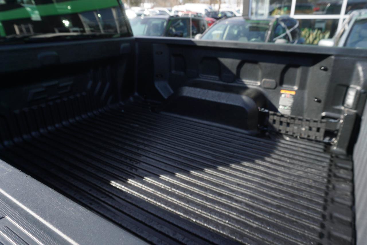 Used 2021 Chevrolet Silverado 1500 LT Trail Boss image 11