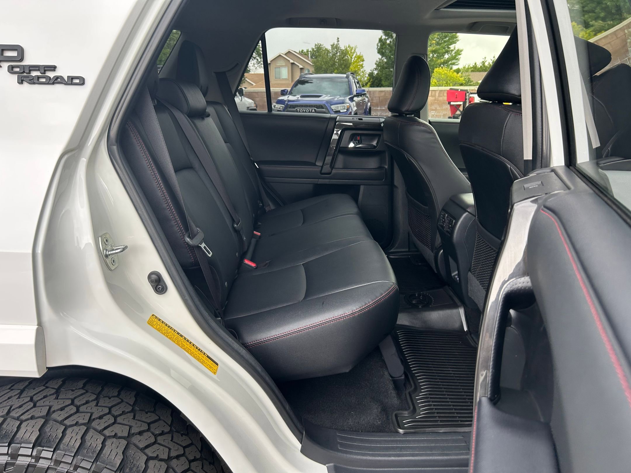 Certified 2023 Toyota 4Runner TRD Off-Road Premium w/ Moonroof Package AWD/4WD image 27