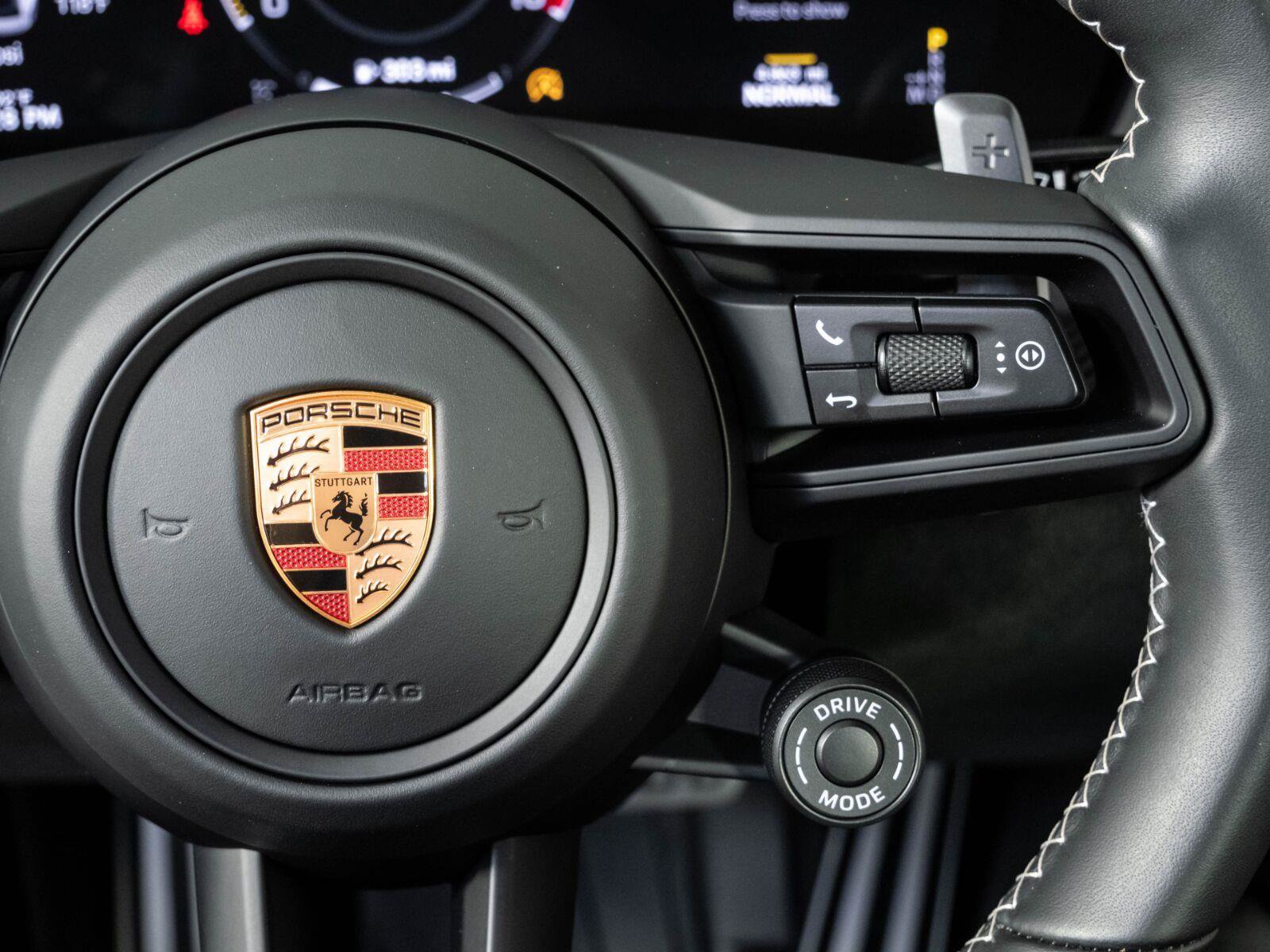 Used 2026 Porsche 911 GT3 RWD image 11