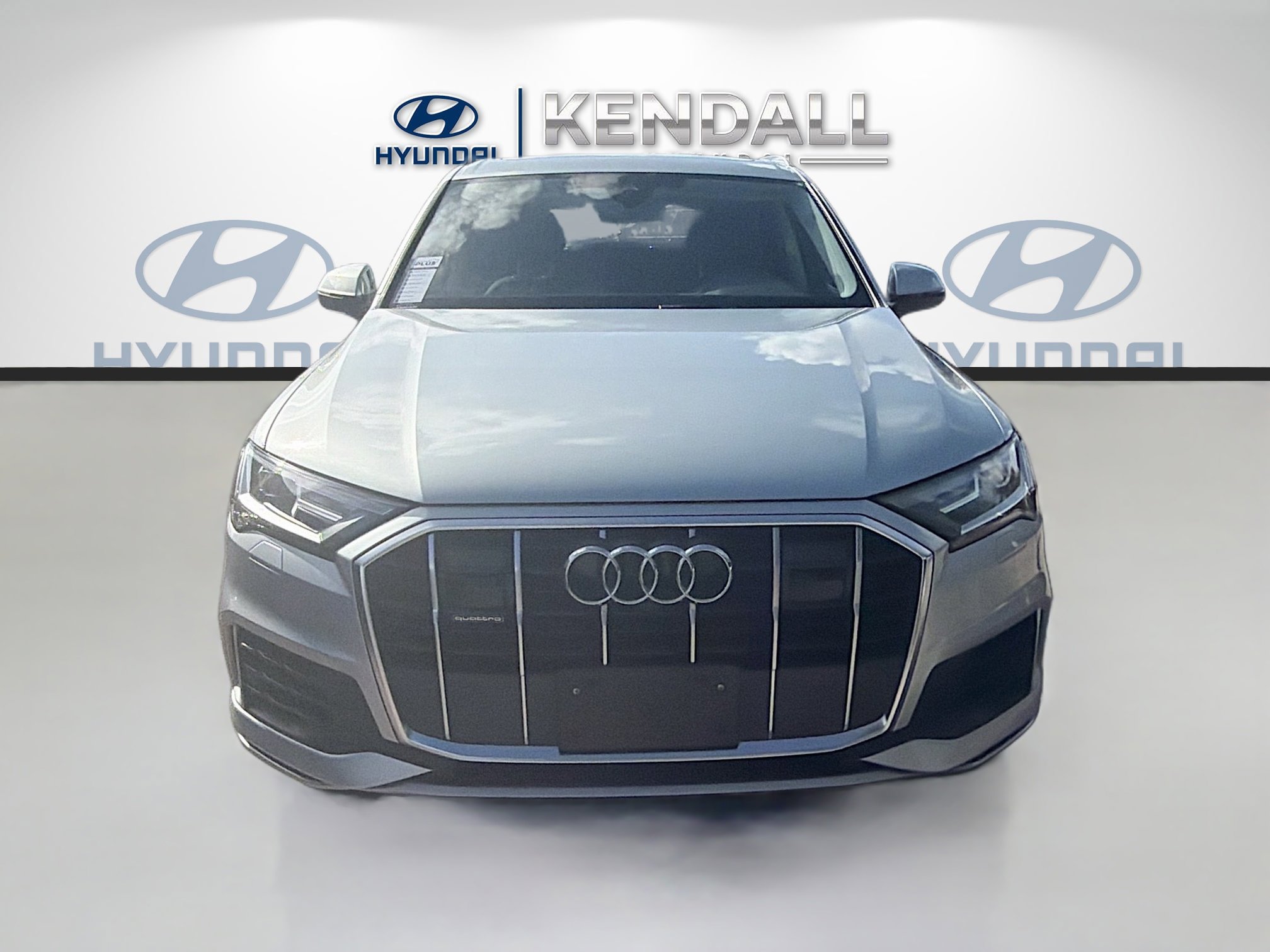 Used 2023 Audi Q7 3.0T Premium Plus AWD/4WD image 2
