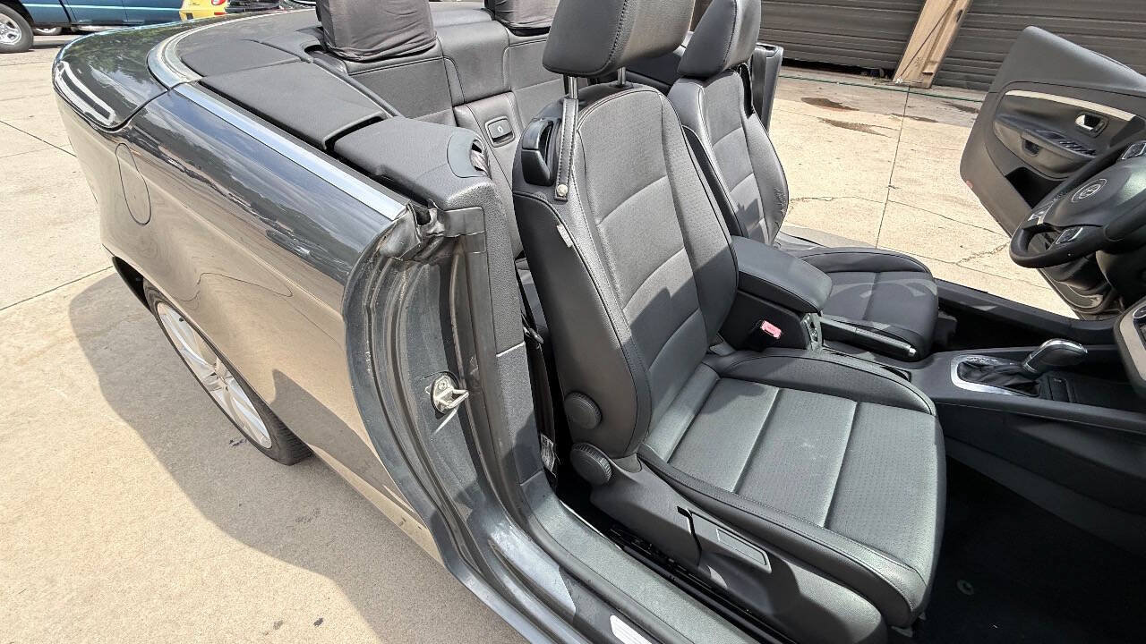 Used 2012 Volkswagen Eos Komfort FWD image 46