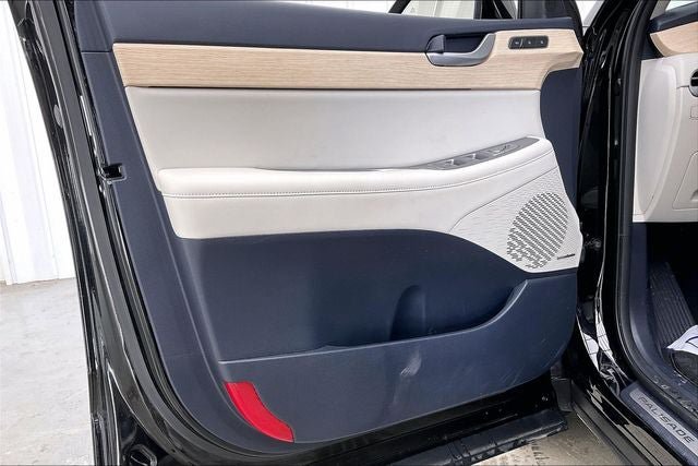Certified 2025 Hyundai Palisade Limited AWD/4WD image 21