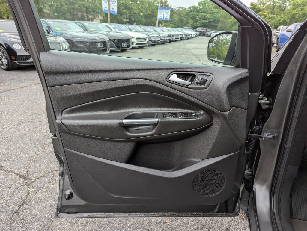 Used 2015 Ford Escape Titanium AWD/4WD image 11