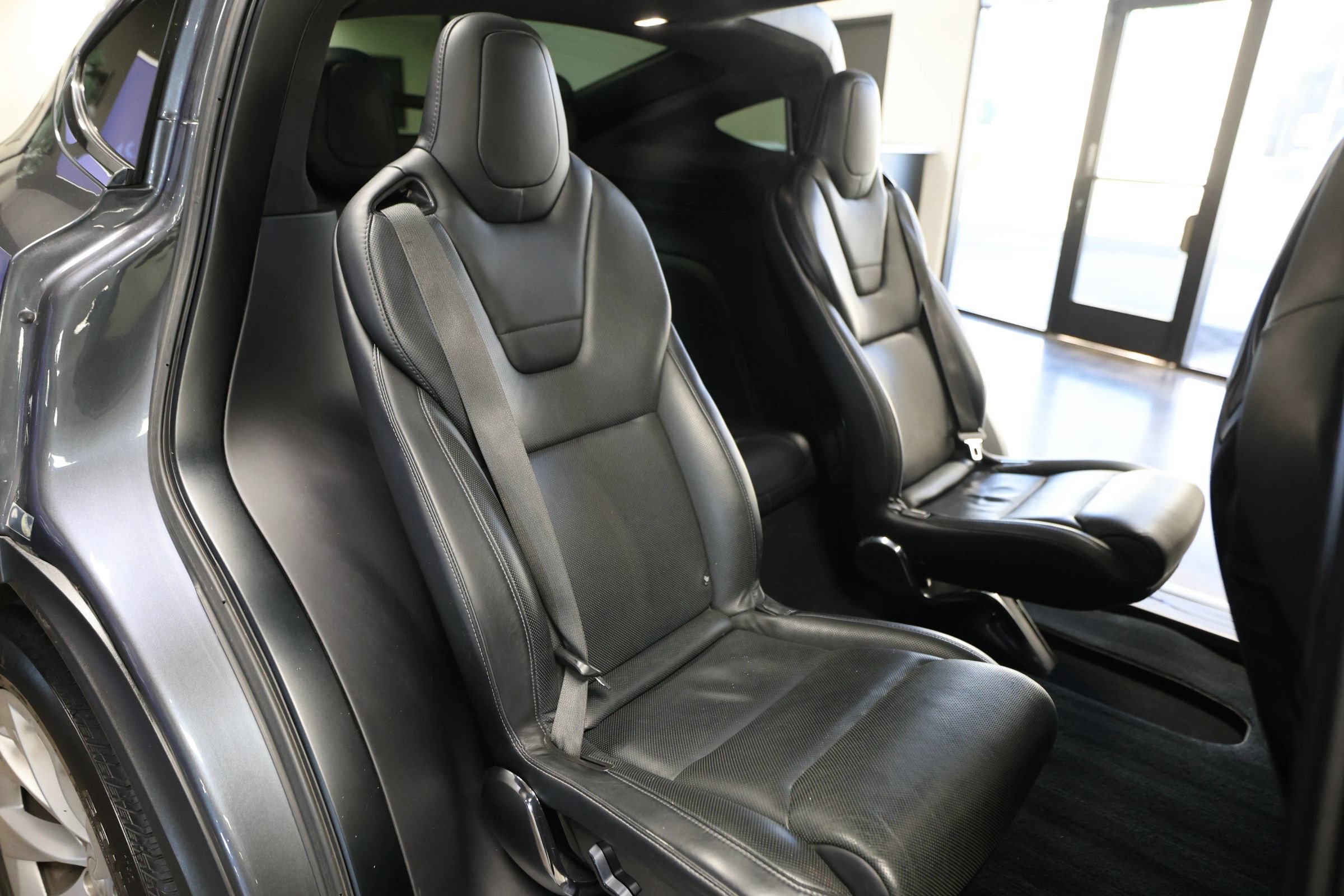 Used 2016 Tesla Model X 90D AWD/4WD image 38