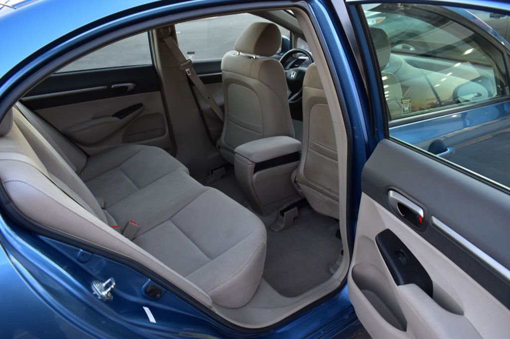 Used 2010 Honda Civic Hybrid Sedan image 25