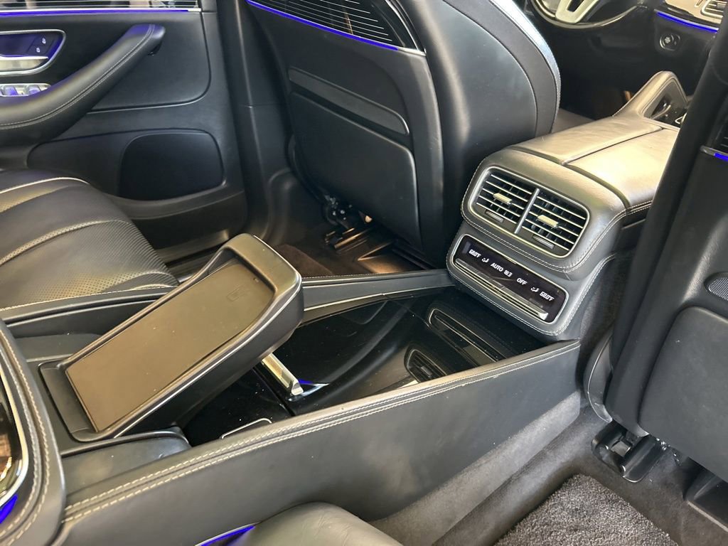 Used 2021 Mercedes-Benz Maybach GLS 600 4MATIC image 33