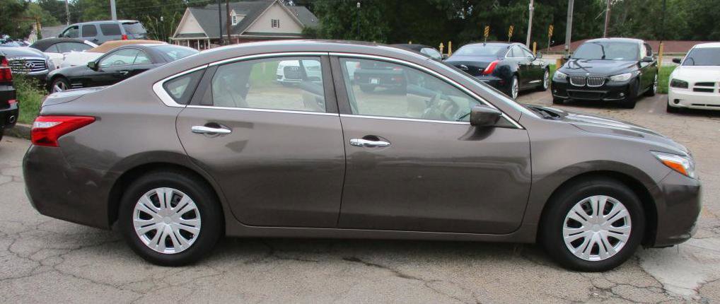 Used 2016 Nissan Altima 2.5 S image 9