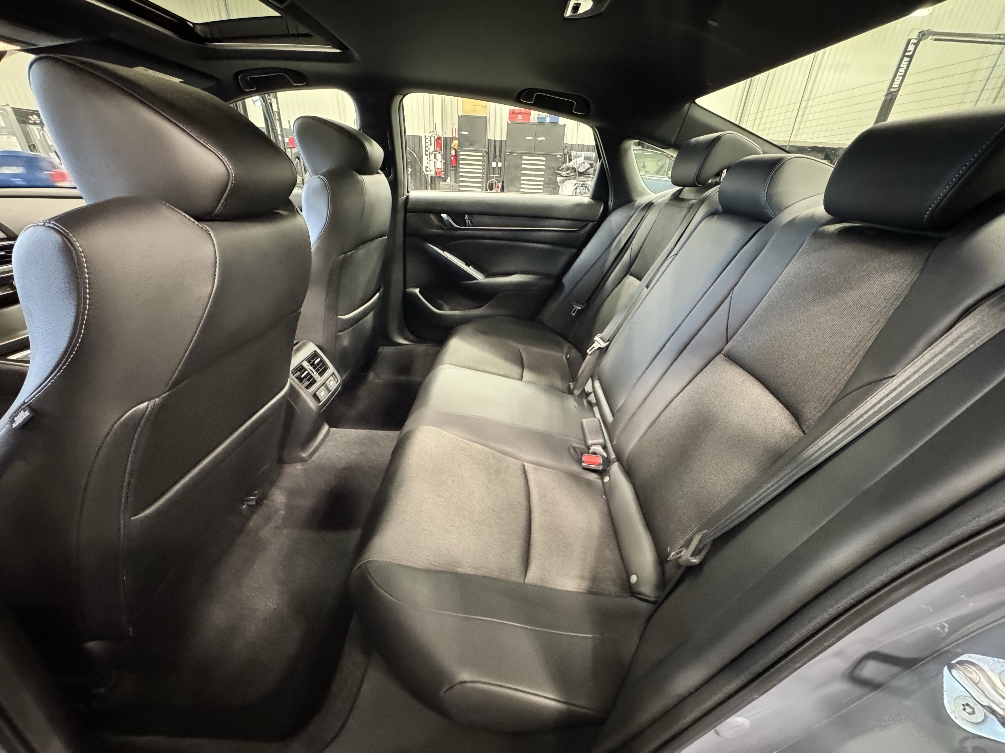 Used 2022 Honda Accord Sport image 21