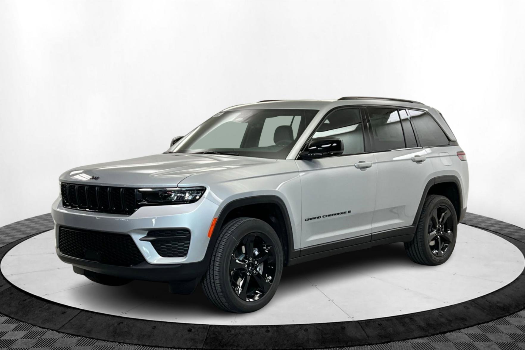 New 2025 Jeep Grand Cherokee Altitude