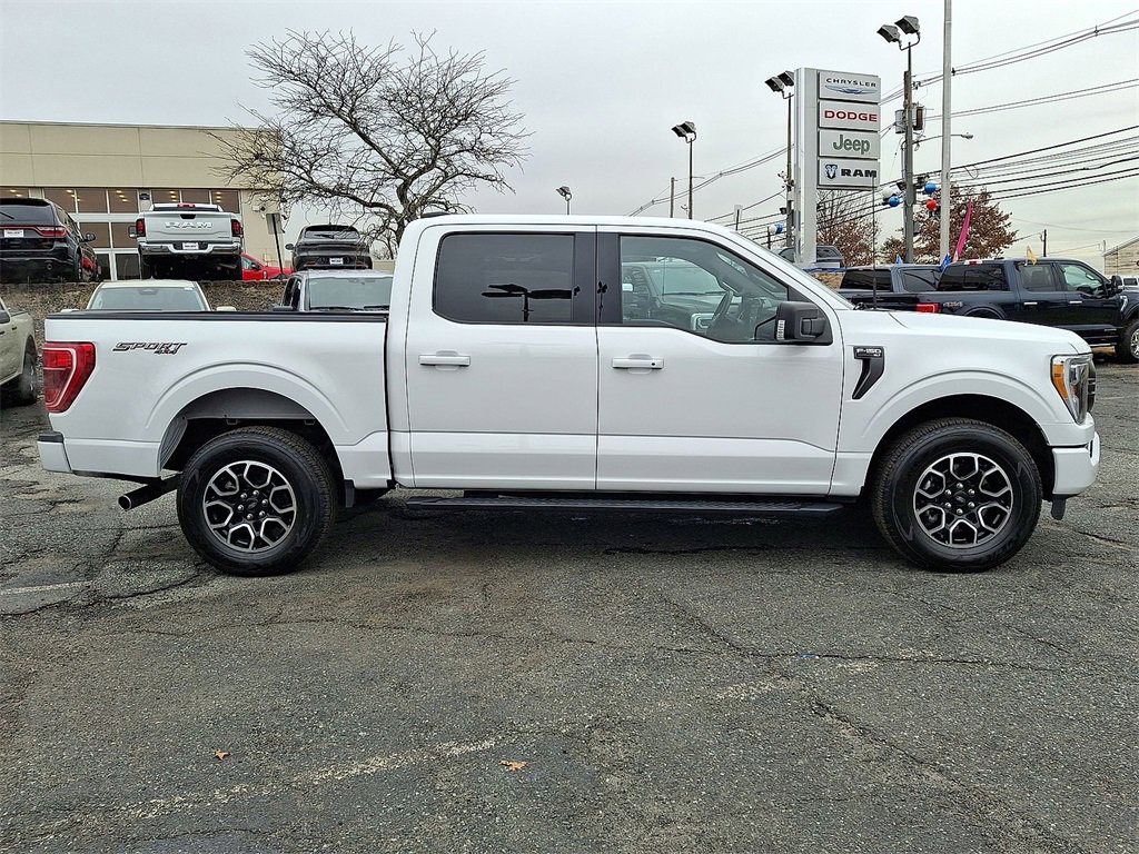 Certified 2022 Ford F150 XLT w/ Equipment Group 302A High image 26