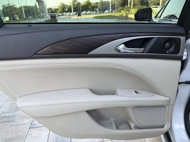 Used 2018 Lincoln MKZ Reserve FWD image 15