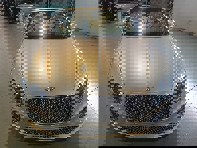 Used 2020 Bentley Continental GT image 11