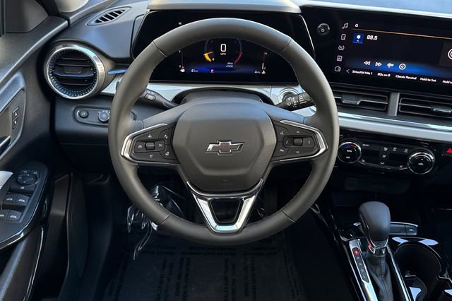 New 2026 Chevrolet Trax LT w/ Midnight Edition image 19