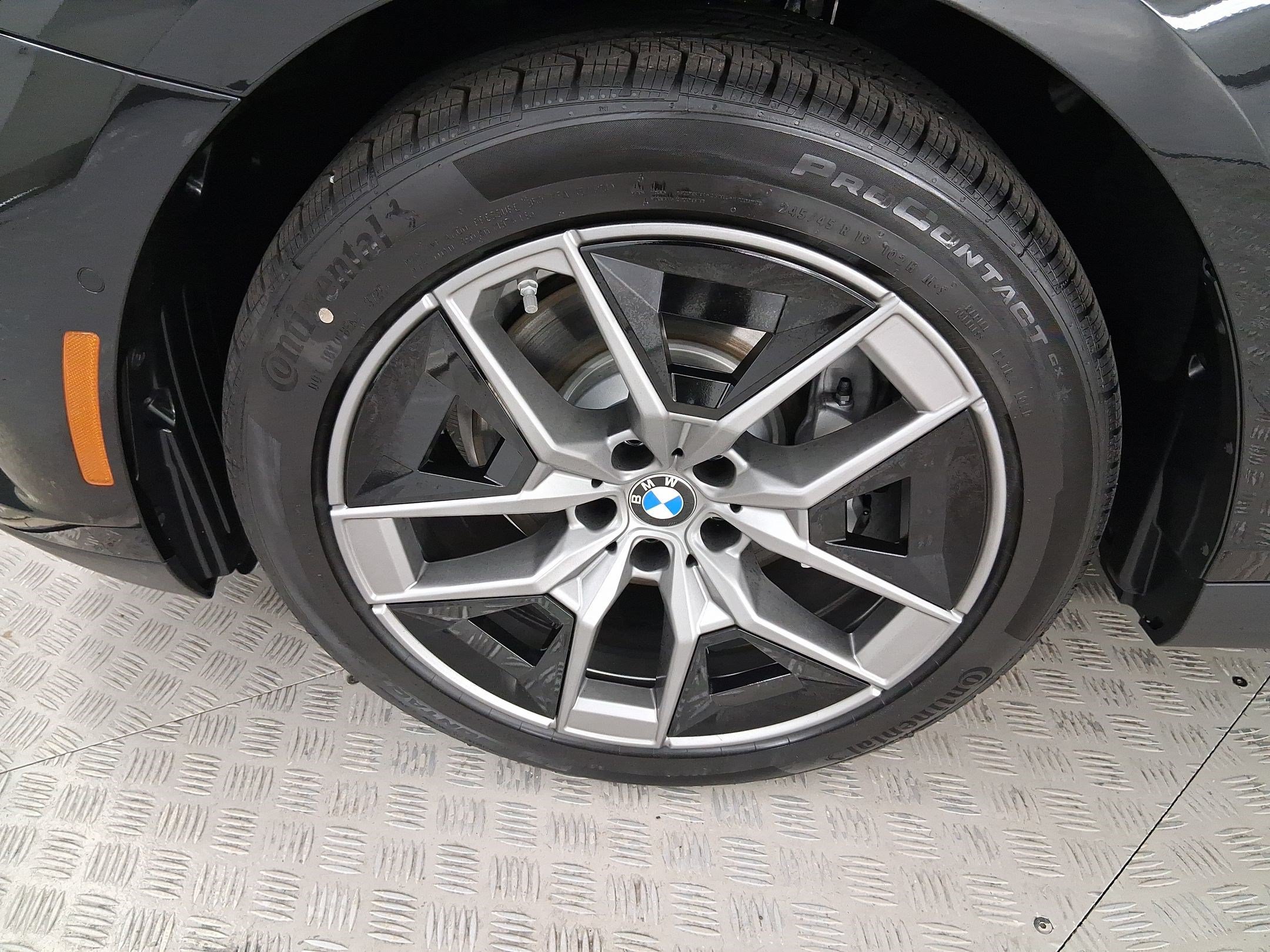 New 2026 BMW 530i RWD image 11