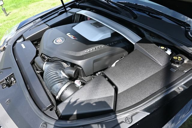 Used 2014 Cadillac CTS V RWD image 16