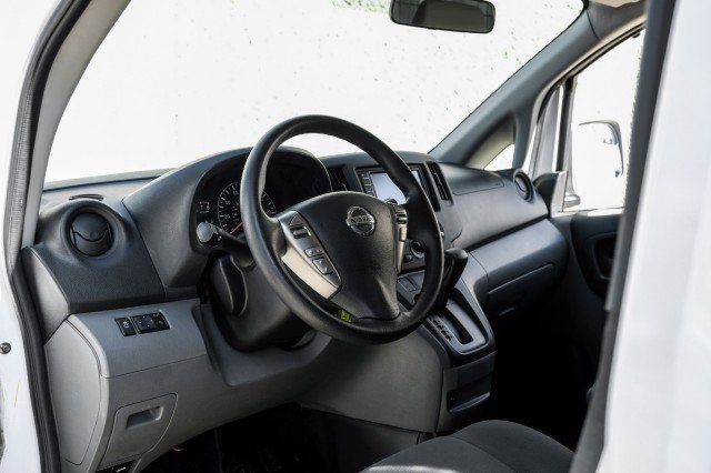 Used 2020 Nissan NV200 SV w/ Back Door Glass Package image 2