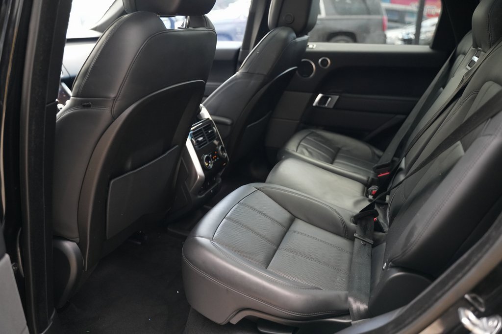Used 2020 Land Rover Range Rover Sport HSE image 47