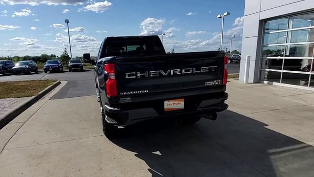 Used 2022 Chevrolet Silverado 3500 High Country w/ Safety Package II AWD/4WD image 7