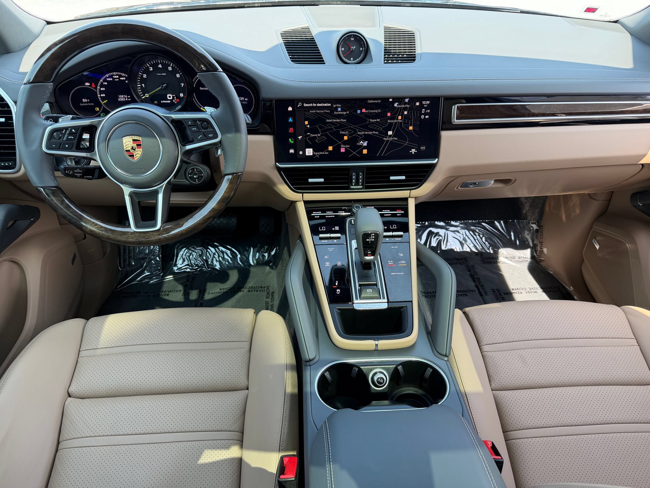 Certified 2023 Porsche Cayenne Platinum Edition AWD/4WD image 23