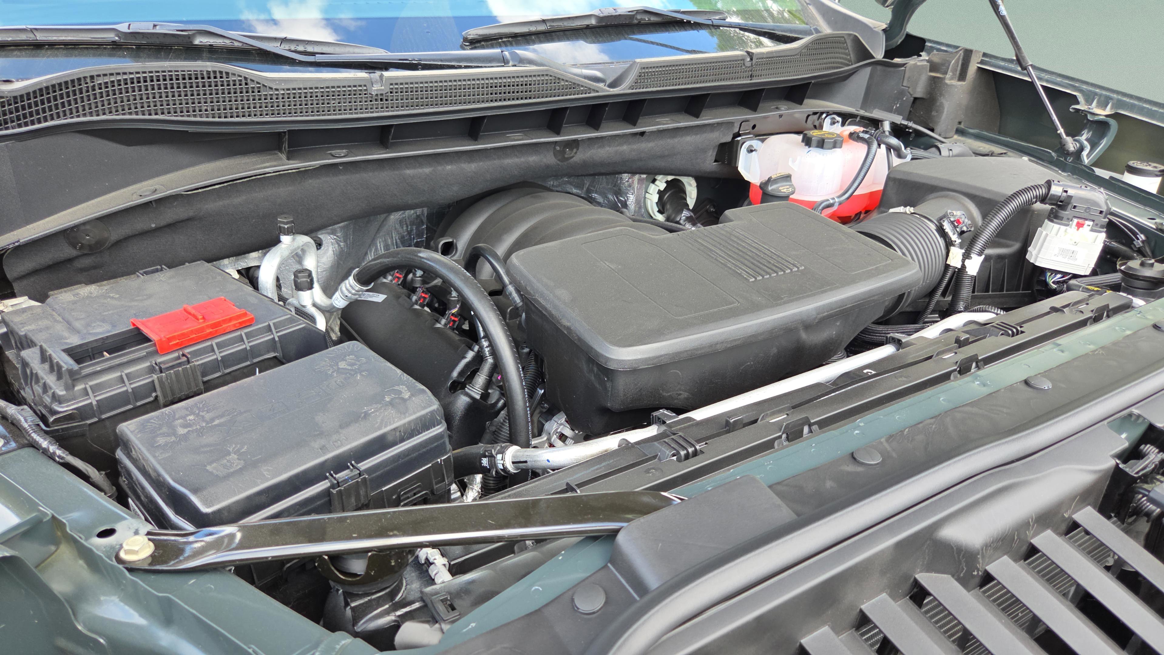 New 2026 Chevrolet Silverado 1500 ZR2 AWD/4WD image 18