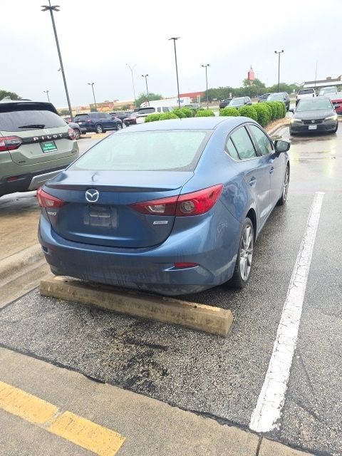 Used 2018 MAZDA MAZDA3 Touring FWD image 7